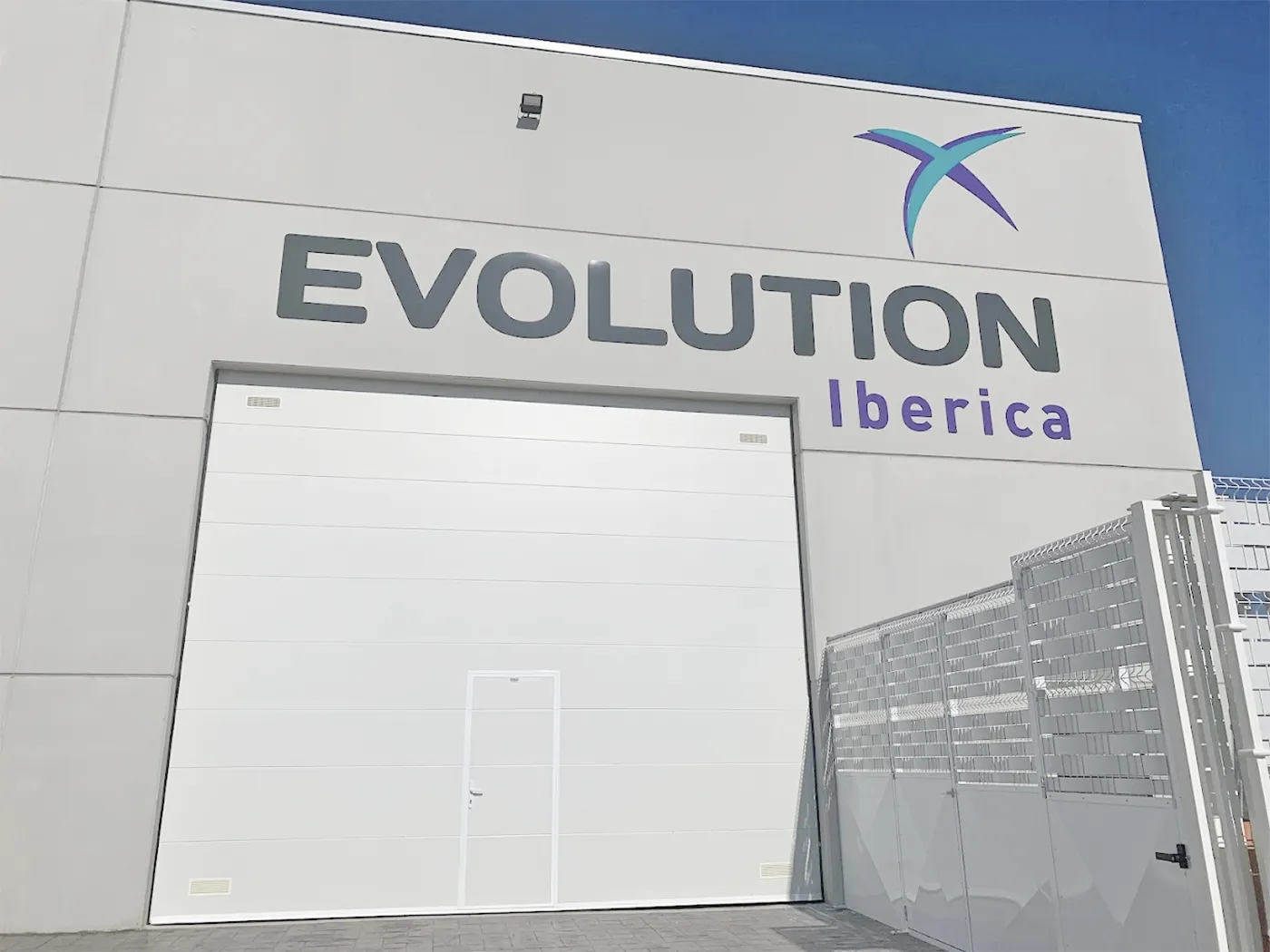 Evolution_exterior1
